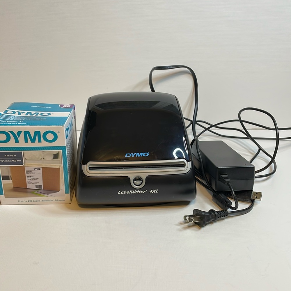 LN Dymo 4XL LabelWriter Printer and Box of Labels